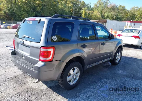 2012 Ford Escape Xlt z USA, uszkodzony, nr VIN 1FMCU9D74CKC35051